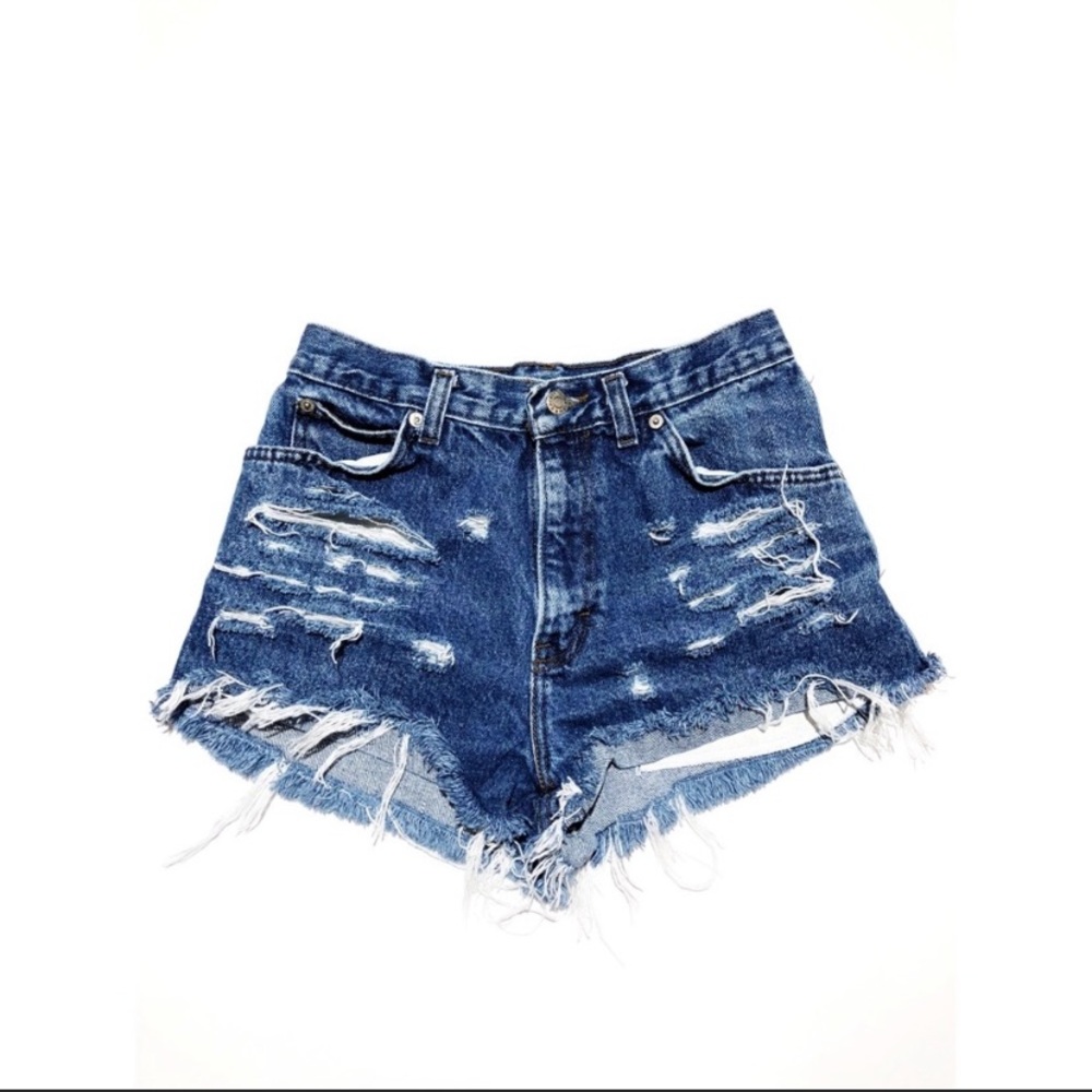 CALVIN KLEIN high waist distressed denim shorts 28